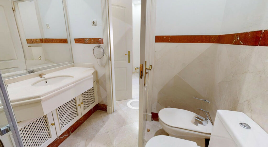 Middle Floor Apartment Marbella Málaga - image 19