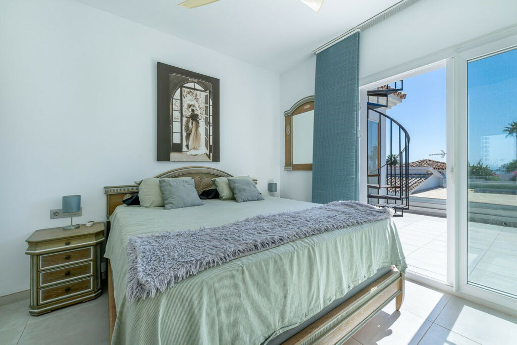 Detached Villa Costalita Málaga - image 19