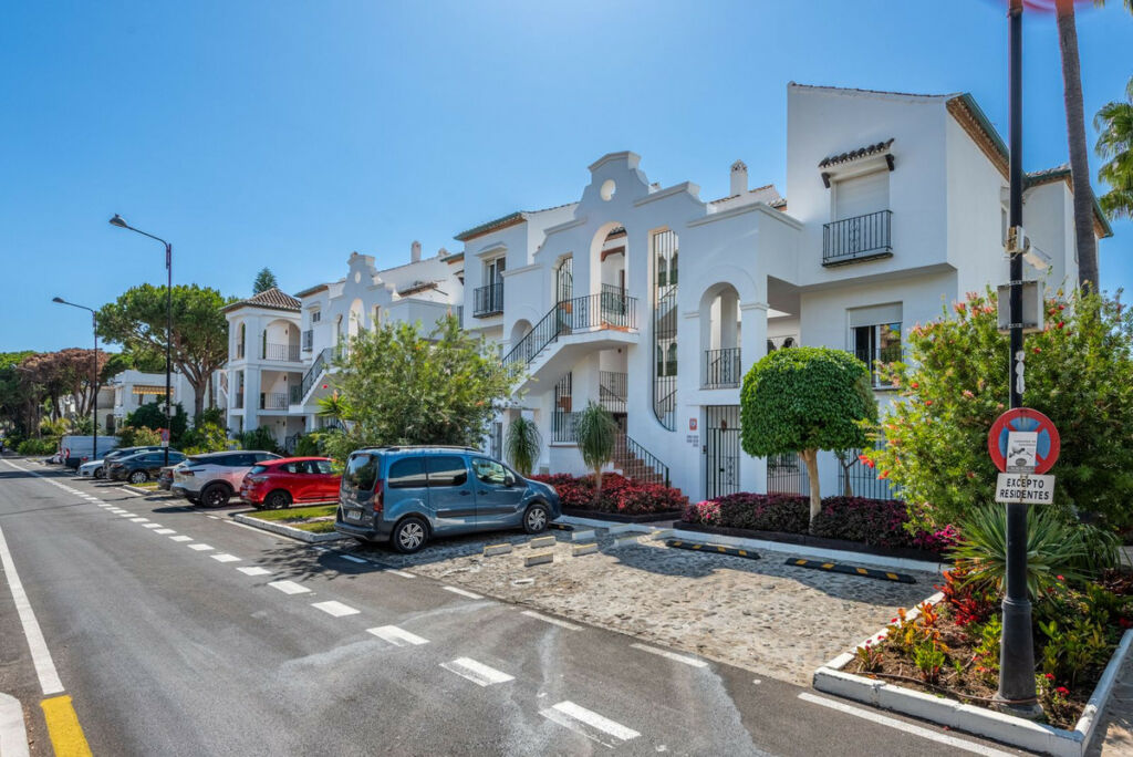 Top Floor Apartment El Presidente Málaga - image 19