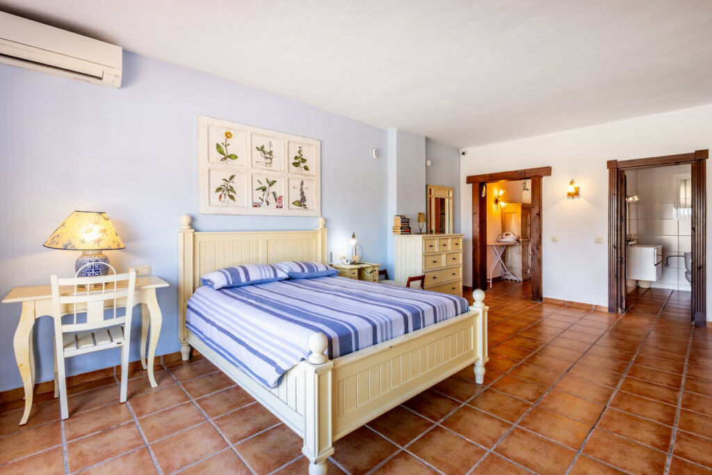 Detached Villa Alhaurín el Grande Málaga - image 19
