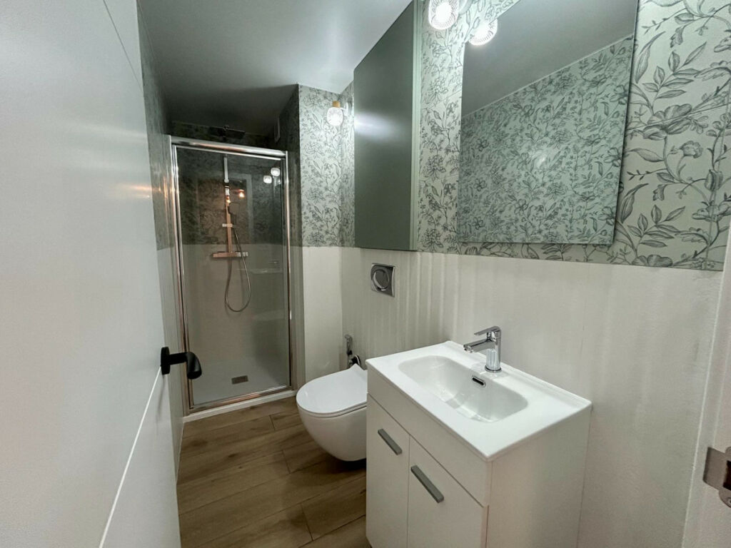 Middle Floor Apartment Torrevieja Alicante - image 19