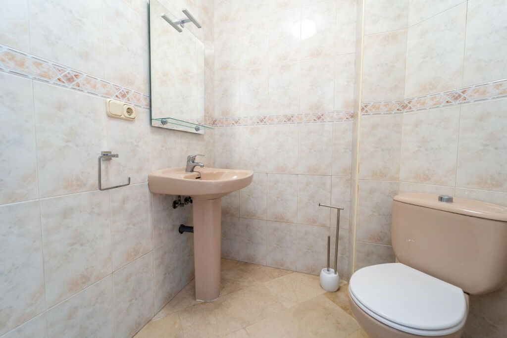 Detached Villa Riviera del Sol Málaga - image 19