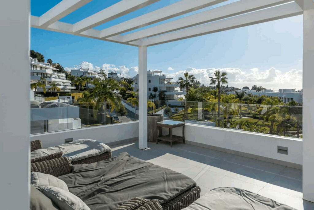 Penthouse Estepona Málaga - image 19