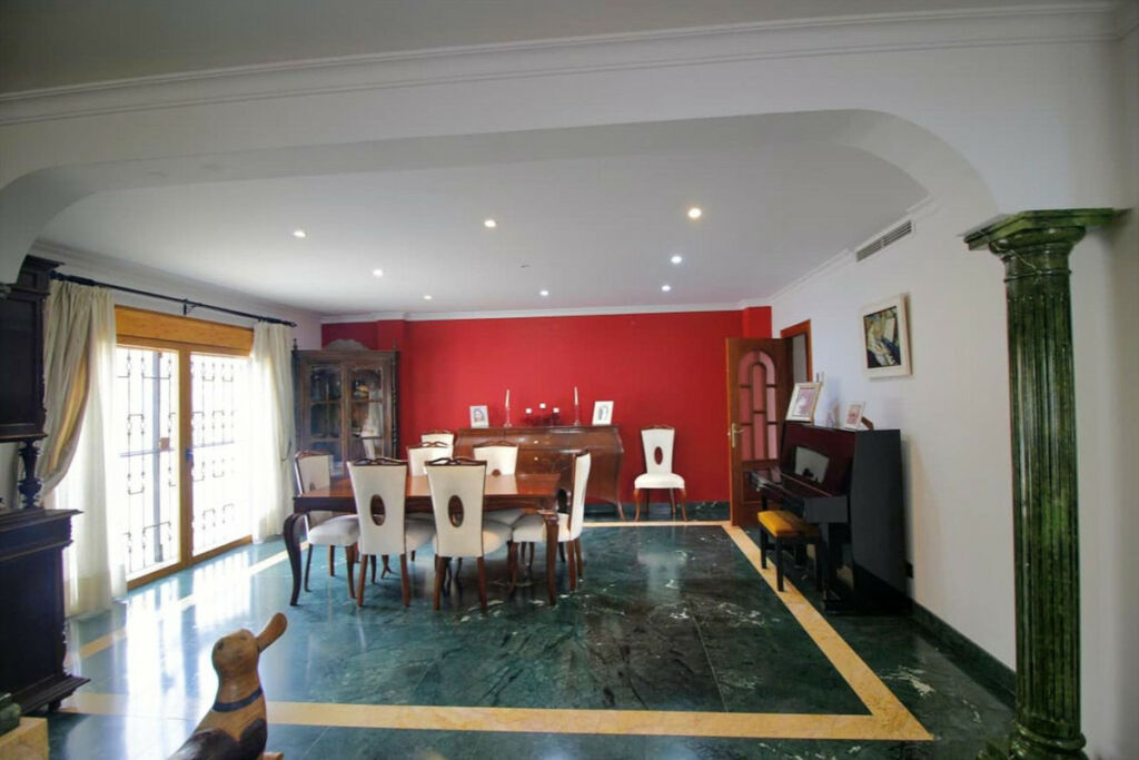 Detached Villa Benalmadena Málaga - image 18