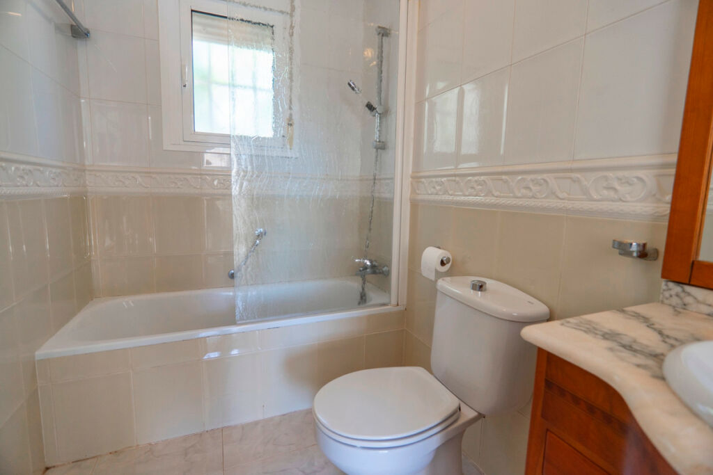 Detached Villa Rojales Alicante - image 19