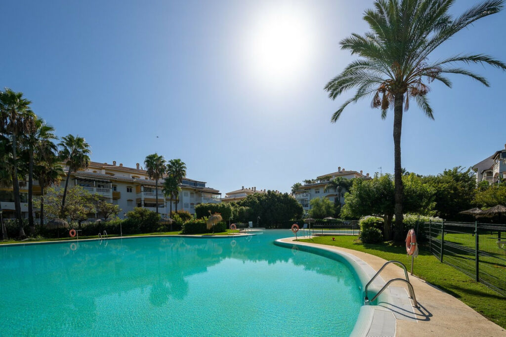 Ground Floor Apartment Puerto Banús Málaga - zdjęcie 2