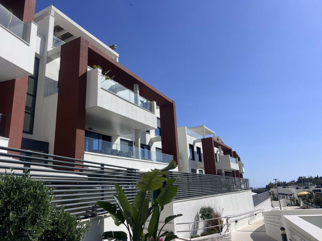 Penthouse Duplex La Quinta Málaga - image 2