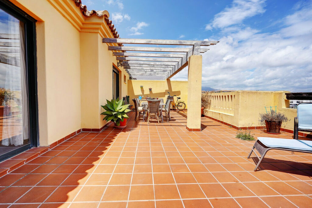Penthouse Miraflores Málaga - image 2