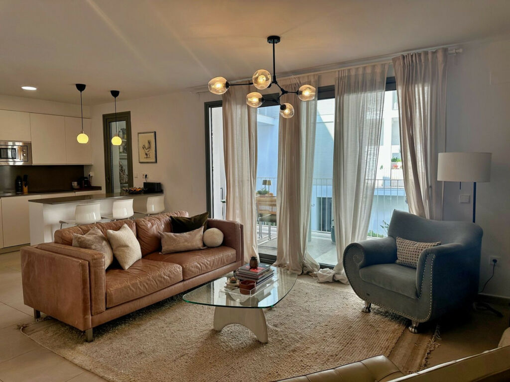 Middle Floor Apartment San Pedro de Alcántara Málaga - image 2