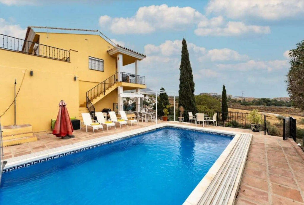Detached Villa Mijas Costa Málaga - image 2