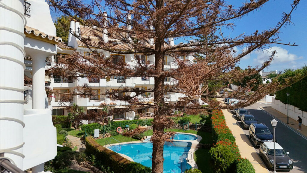 Duplex Marbella Málaga - image 2