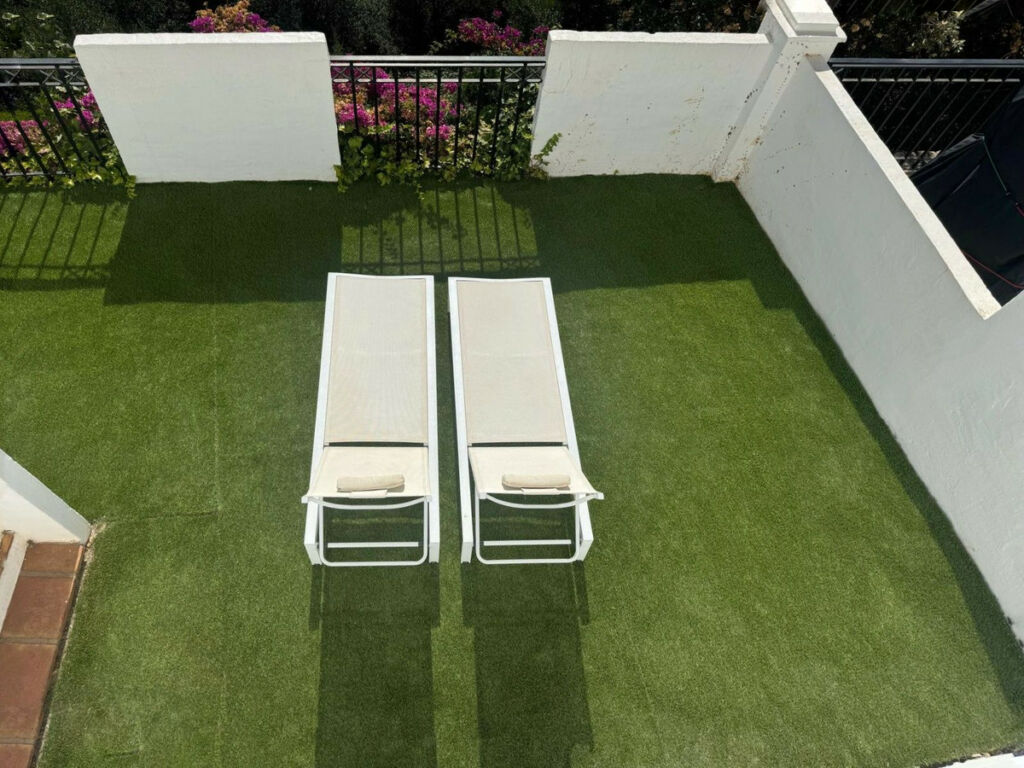Ground Floor Apartment Altos de los Monteros Málaga - image 2