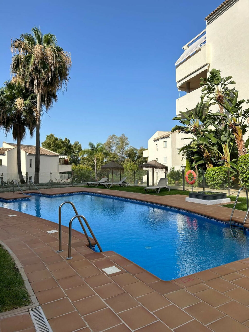Ground Floor Apartment Elviria Málaga - image 2