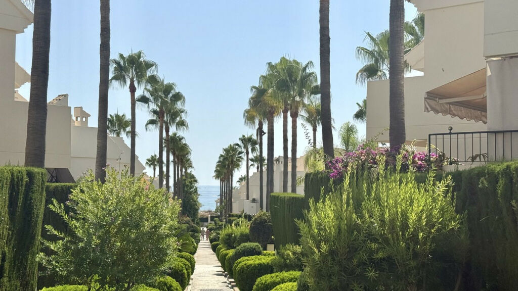Townhouse Marbella Málaga - image 2