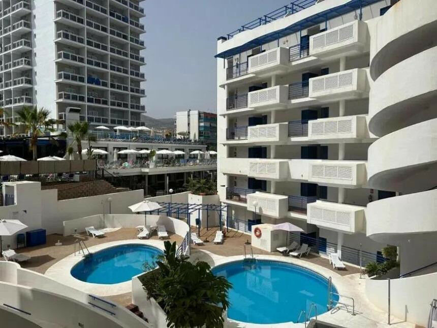 Middle Floor Apartment Benalmadena Costa Málaga - image 2