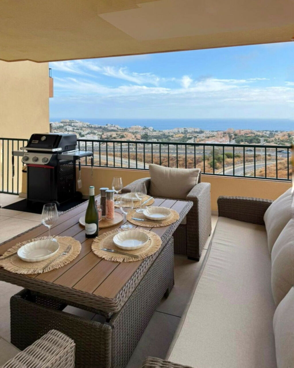 Middle Floor Apartment Mijas Málaga - image 2