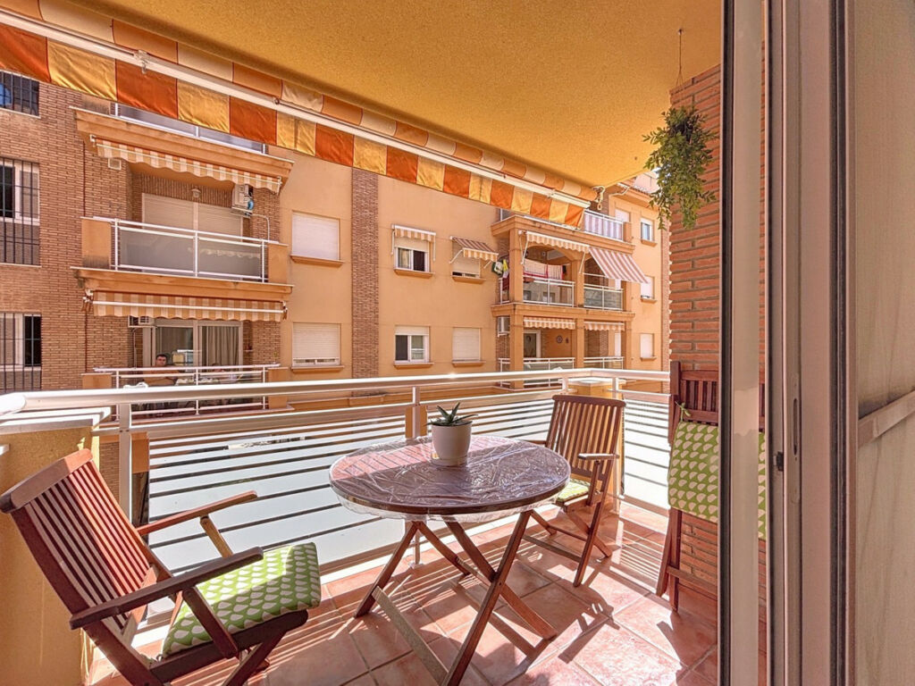 Middle Floor Apartment Torrox Málaga - image 2