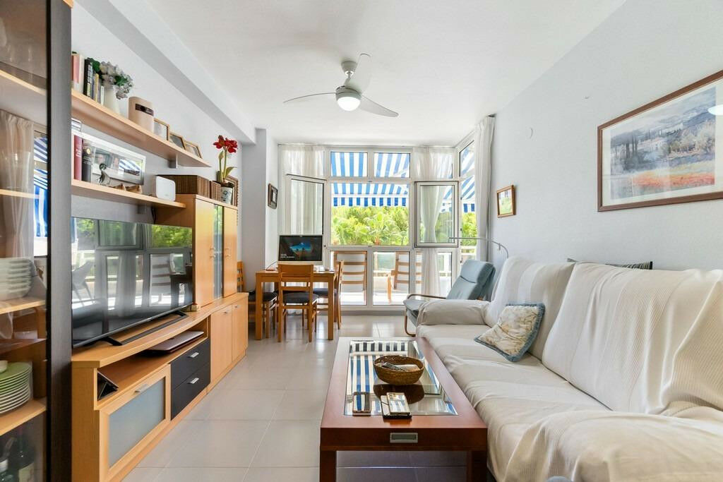 Middle Floor Apartment Orihuela Costa Alicante - image 2