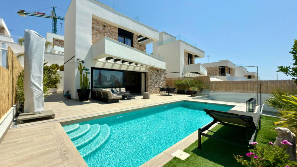 Bungalow Finestrat Alicante - image 2