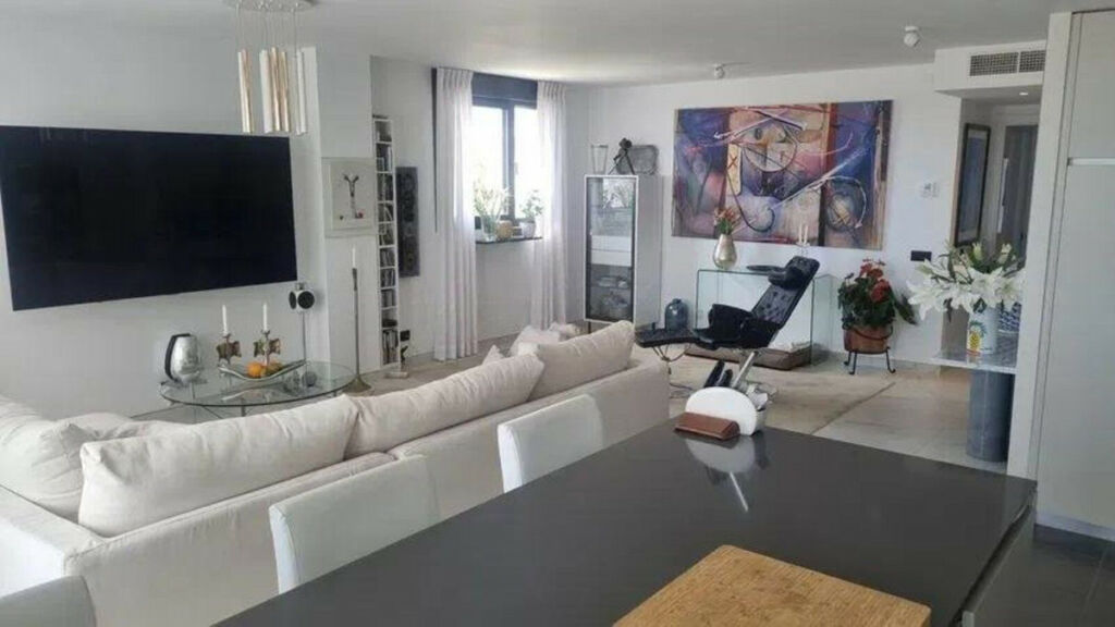Penthouse Estepona Málaga - image 2