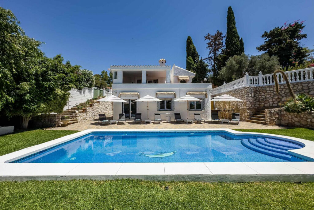 Detached Villa Benalmadena Málaga - image 2
