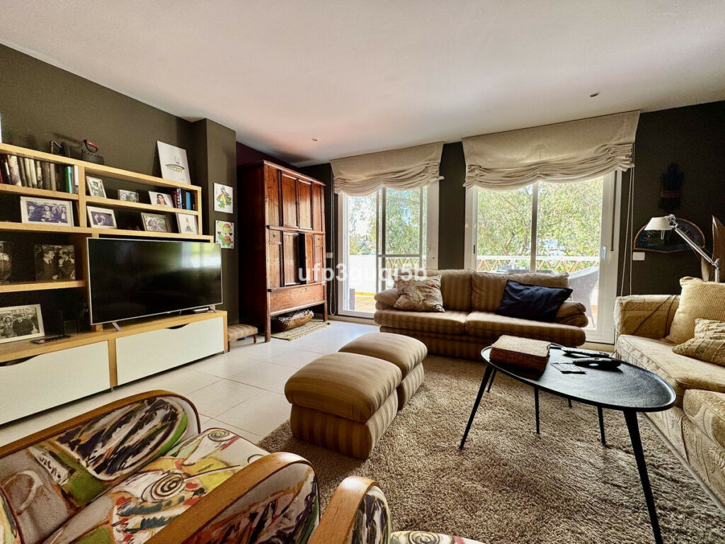 Penthouse Torrequebrada Málaga - image 2