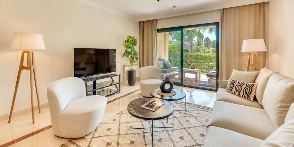 Ground Floor Apartment Marbella Málaga - image 2
