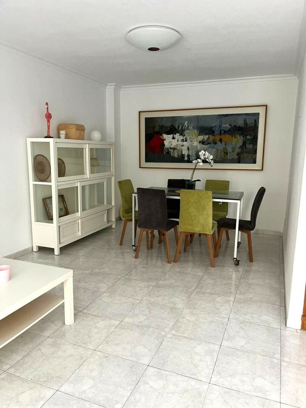 Middle Floor Apartment Torrevieja Alicante - image 2