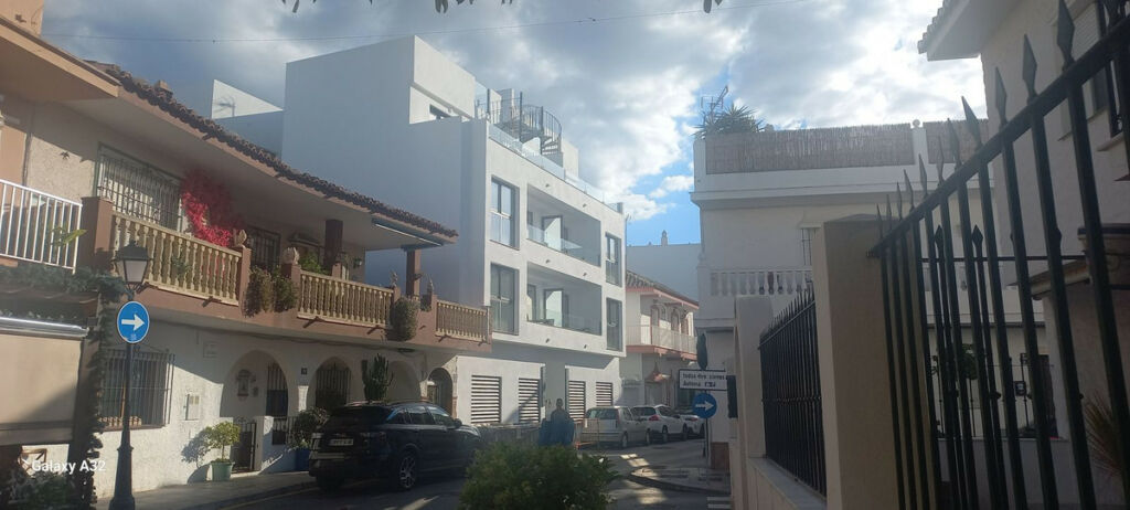 Ground Floor Apartment La Cala de Mijas Málaga - image 5