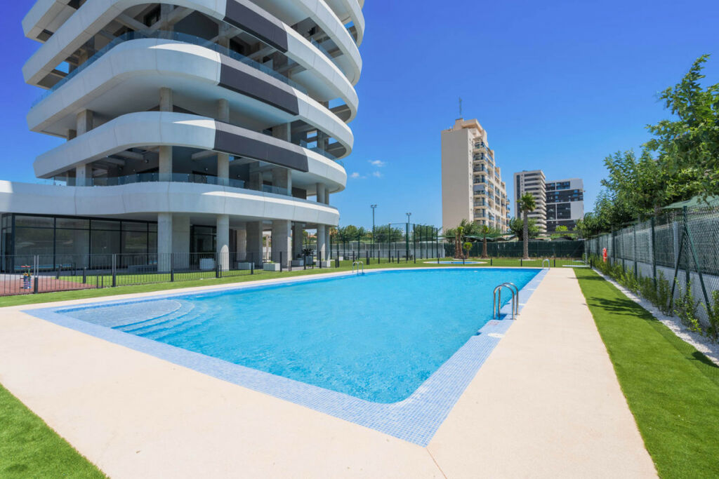 Ground Floor Apartment Calpe Alicante - image 2