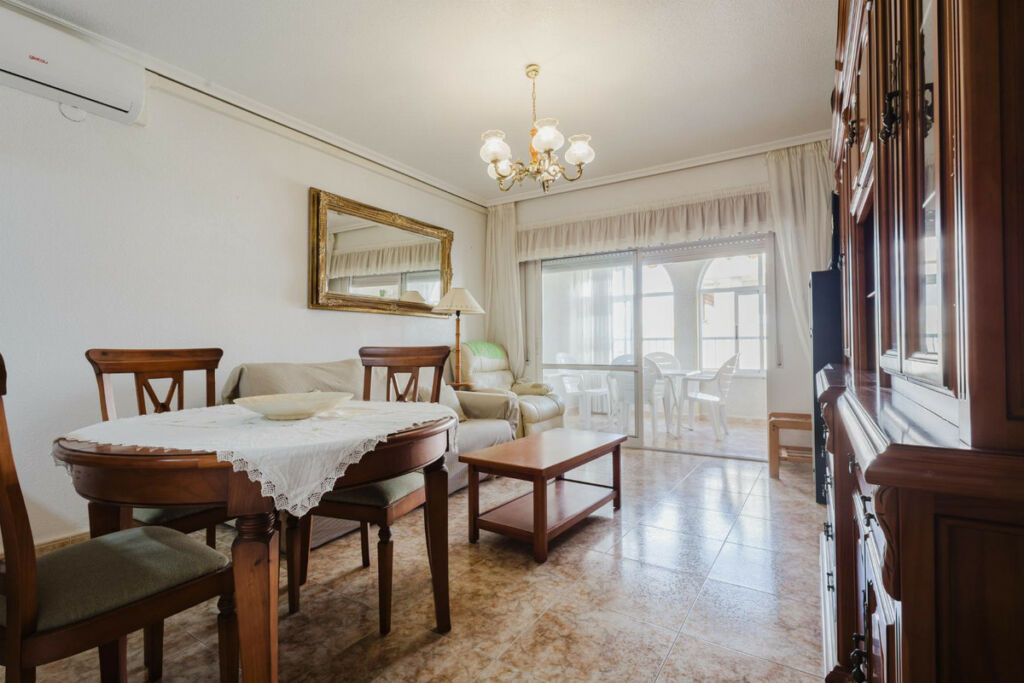 Penthouse Torrevieja Alicante - image 2