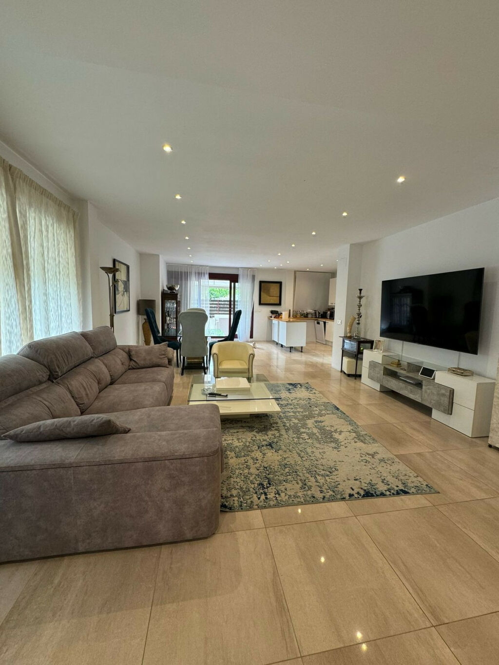 Detached Villa Selwo Málaga - image 2