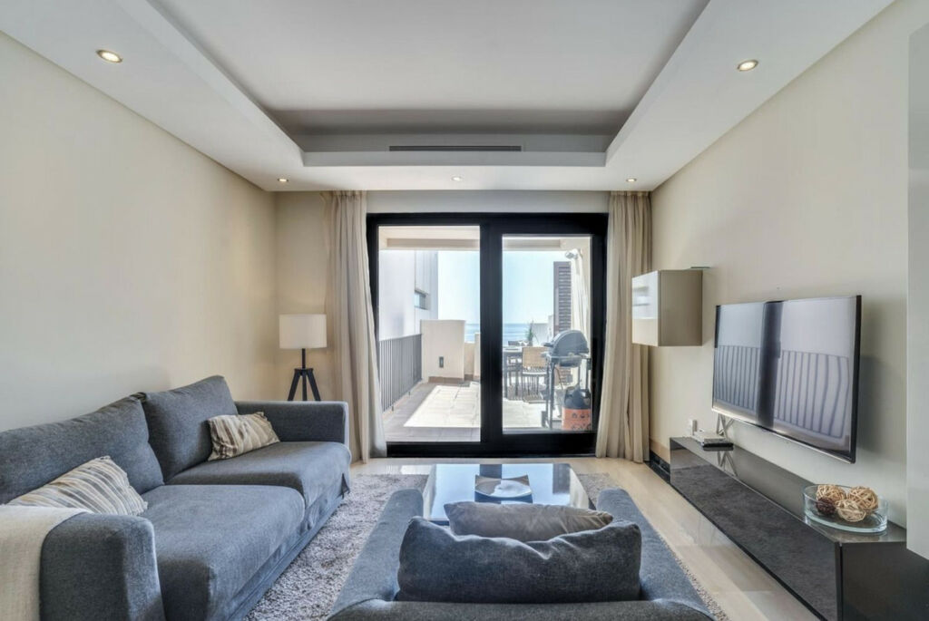 Penthouse Duplex New Golden Mile Málaga - image 2