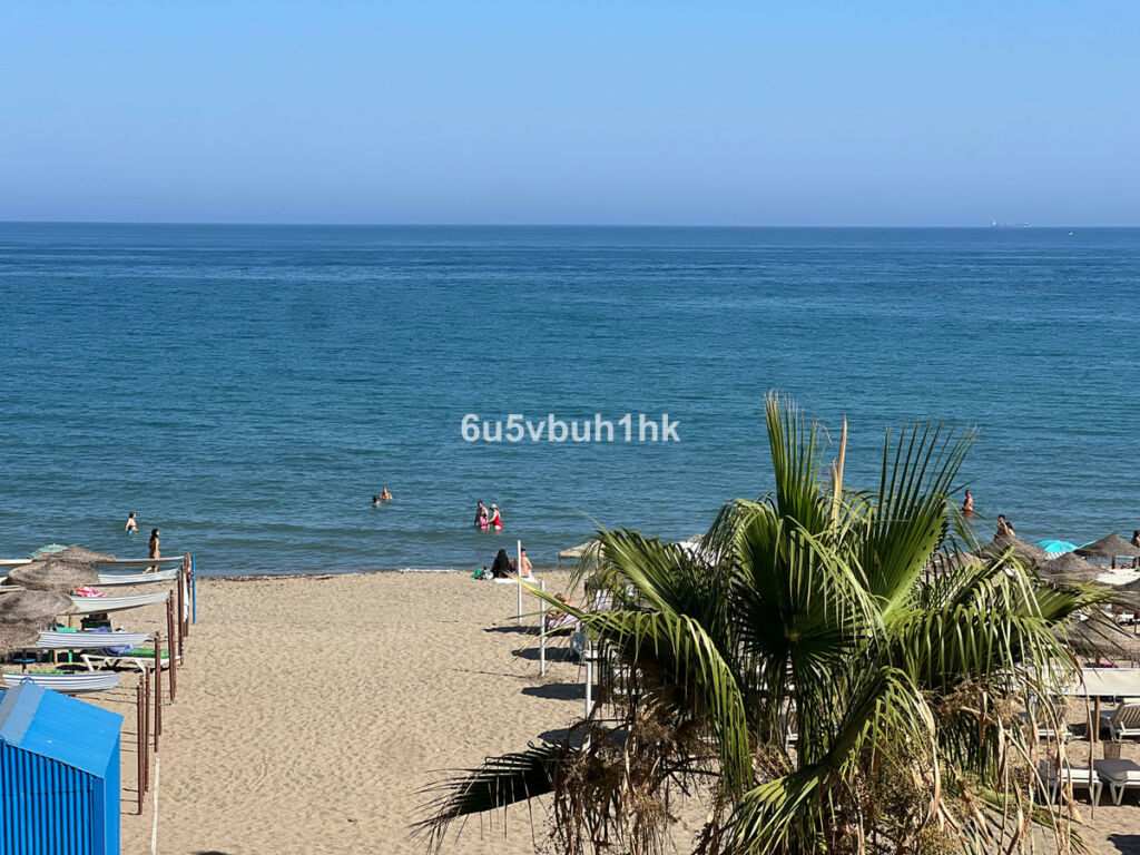 Ground Floor Apartment Fuengirola Málaga - image 2