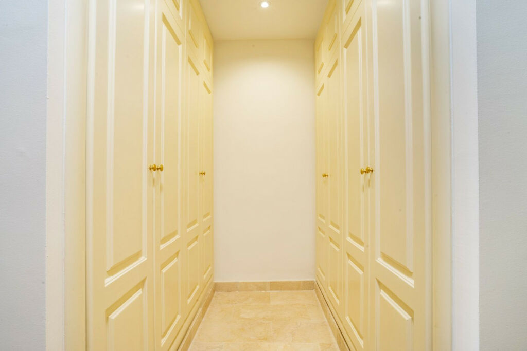 Ground Floor Apartment Marbella Málaga - image 2