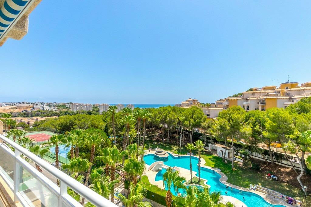 Middle Floor Apartment Orihuela Costa Alicante - image 2
