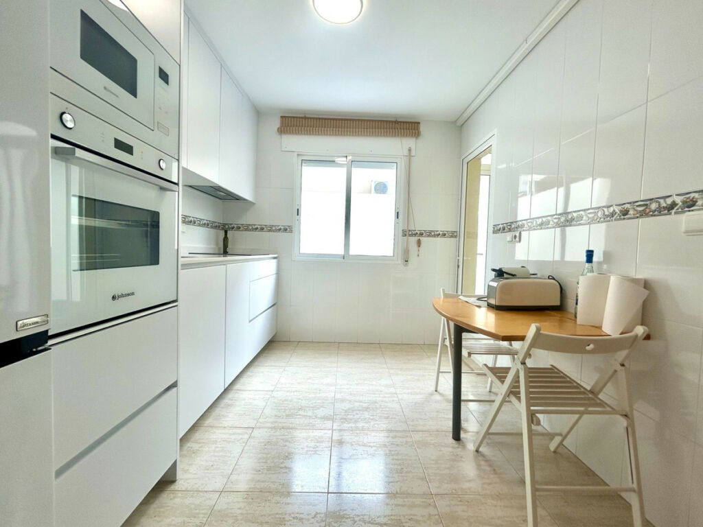 Townhouse Campoamor Alicante - image 2