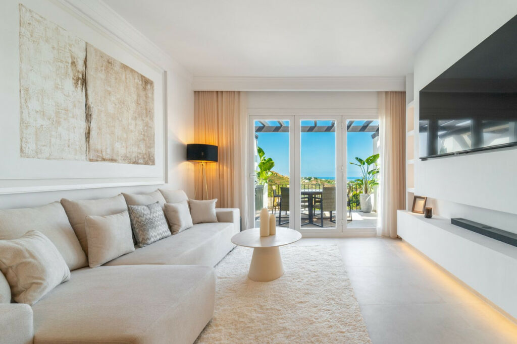 Penthouse La Quinta Málaga - image 2