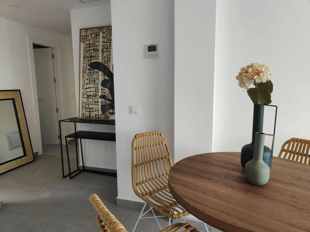 Middle Floor Apartment Denia Alicante - image 2