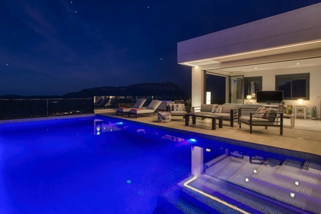Detached Villa Pedreguer Alicante - image 2