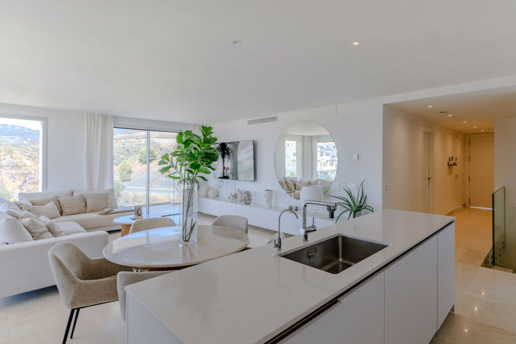 Duplex Nueva Andalucía Málaga - image 2