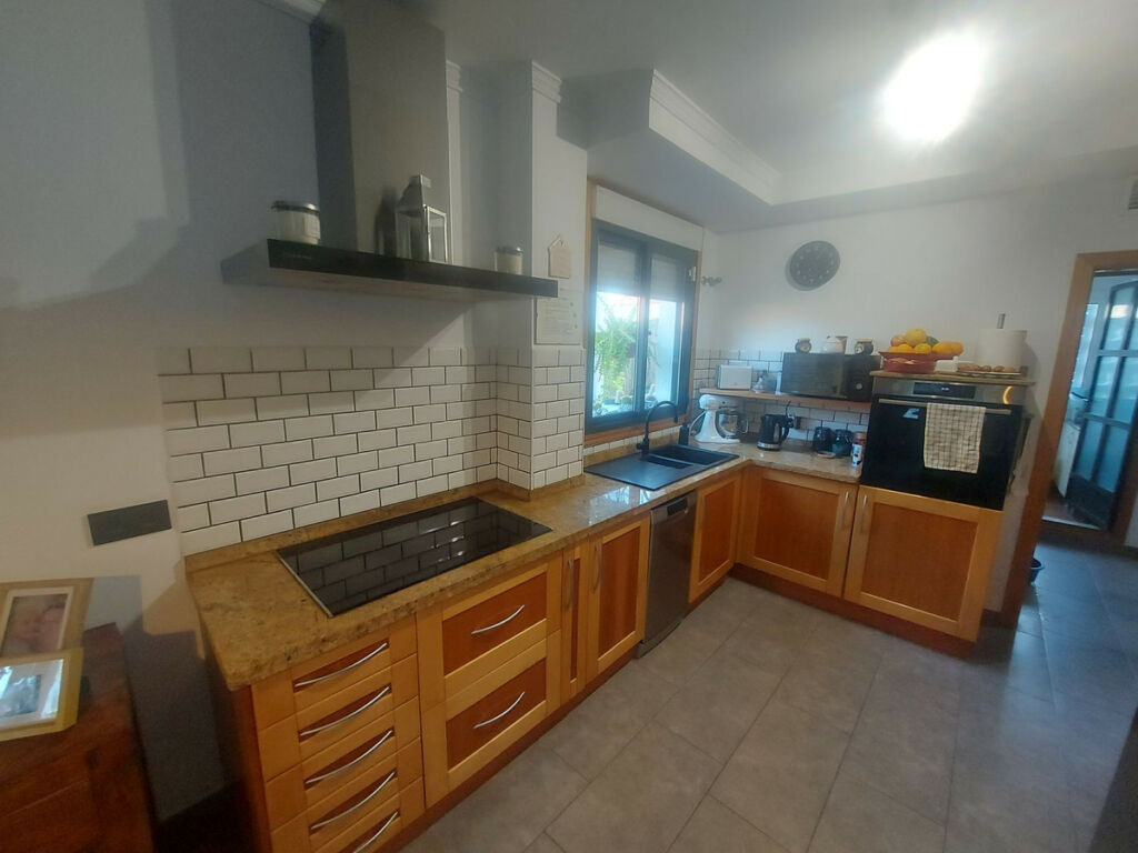 Detached Villa Manilva Málaga - image 2