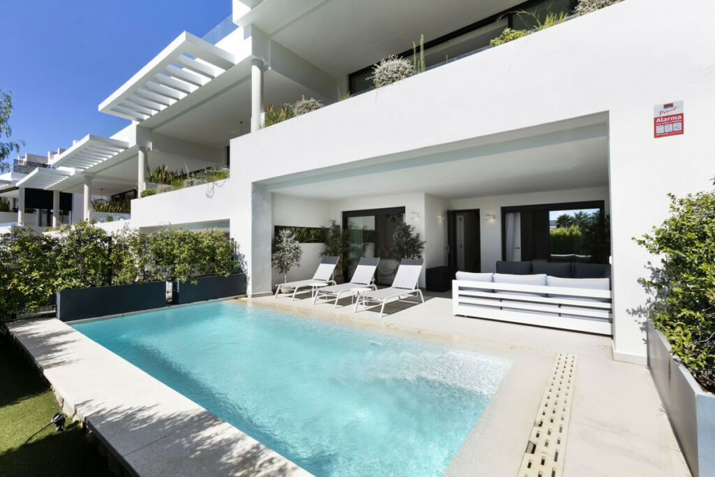 Townhouse Marbella Málaga - image 2