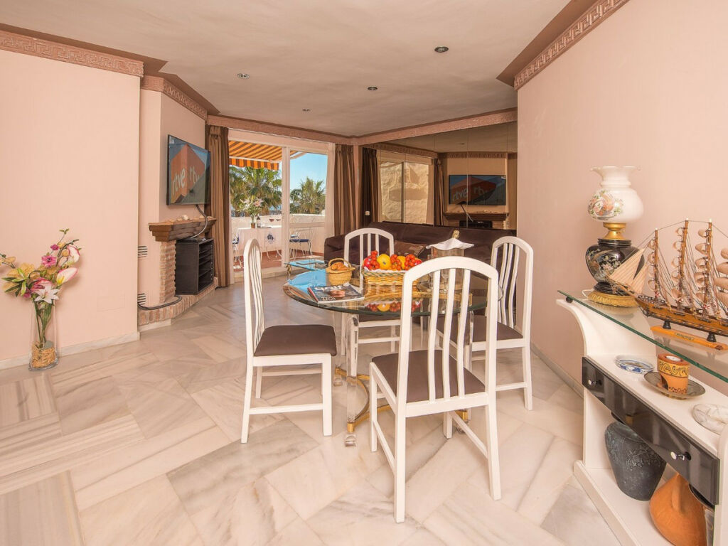 Penthouse Benalmadena Málaga - image 4