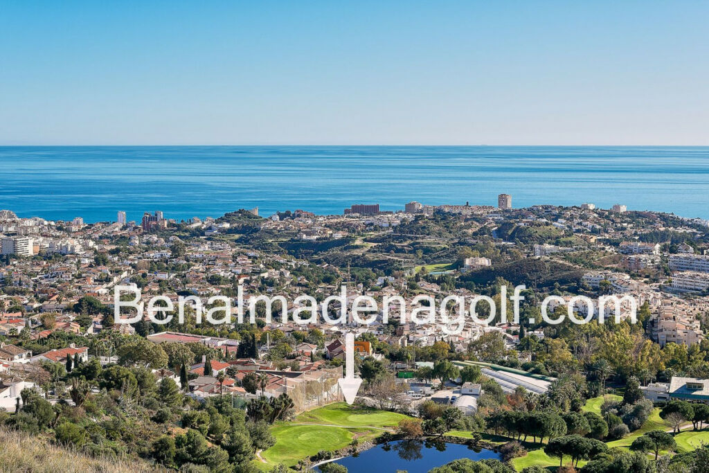 Residential Plot Benalmadena Málaga - image 2