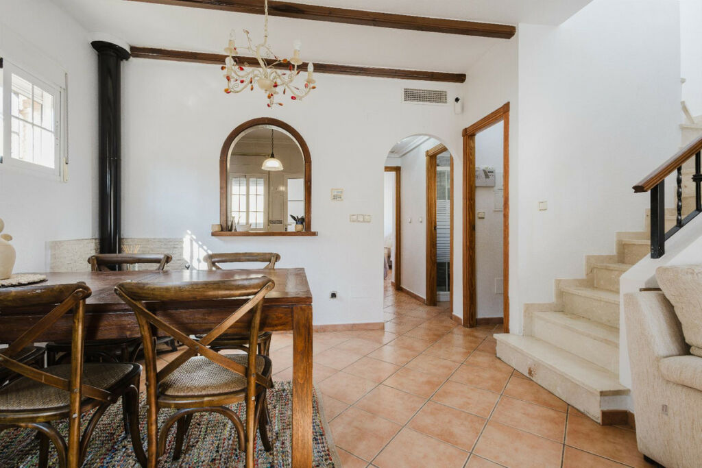 Townhouse Lo Crispin Alicante - image 2