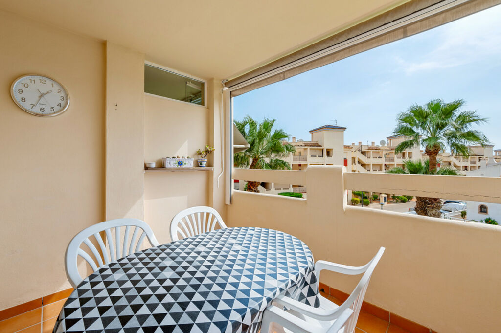 Middle Floor Apartment Playa Flamenca Alicante - image 2