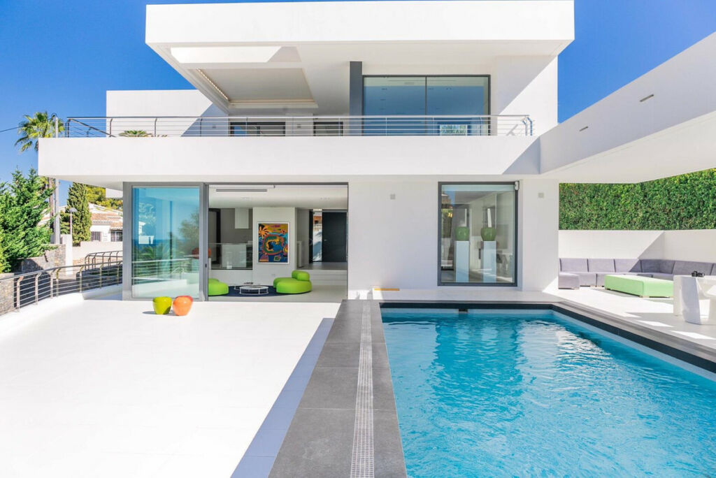 Detached Villa Moraira Alicante - image 2