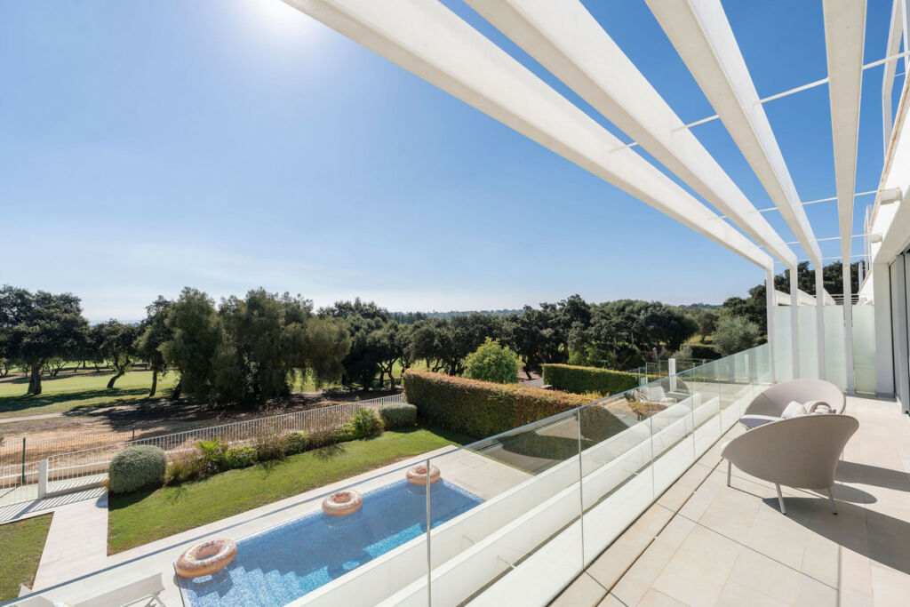 Detached Villa Sotogrande Cádiz - image 2