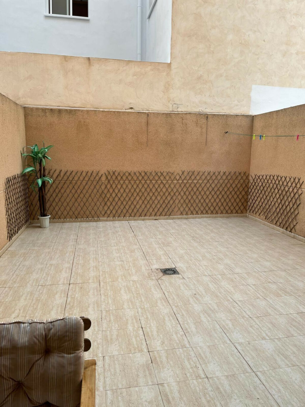 Middle Floor Apartment Torrevieja Alicante - image 2